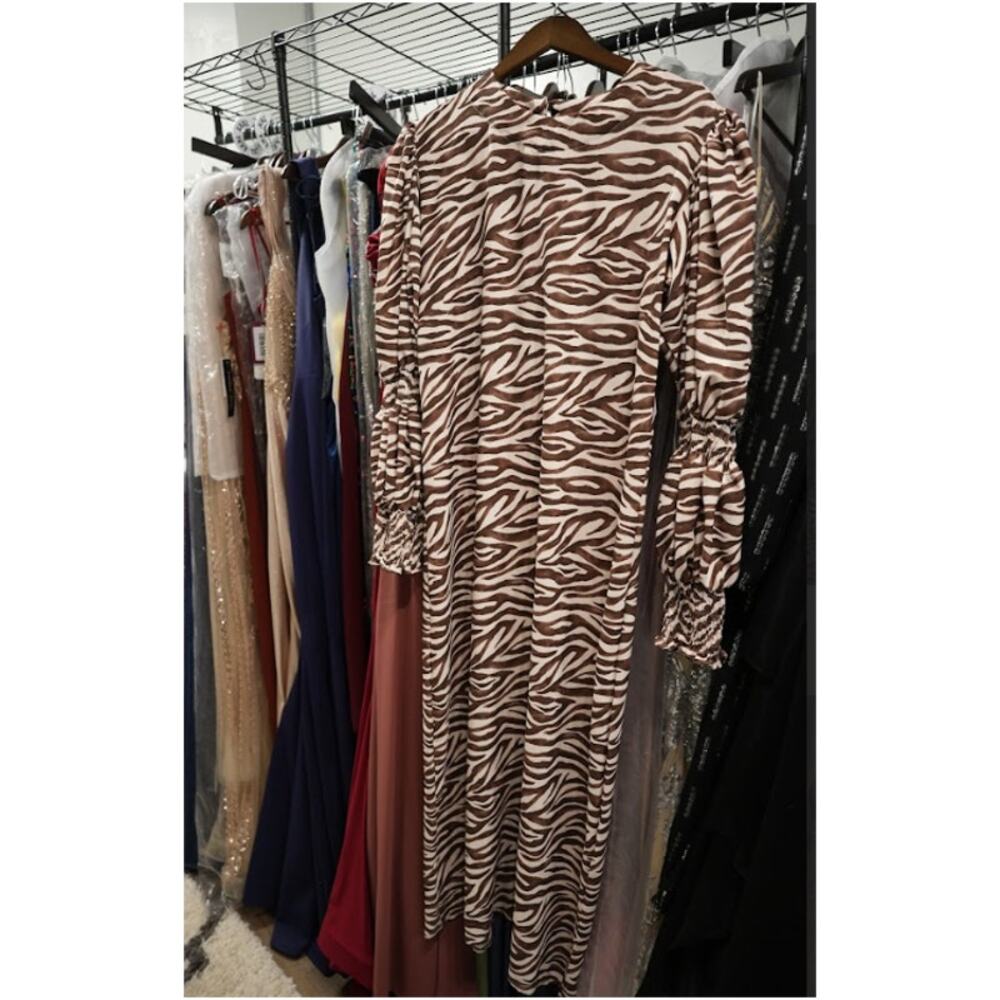 The Lulo Project Tent Dress Women Brown Animal Print Long Sleeve Casual NWT - Picture 4 of 6